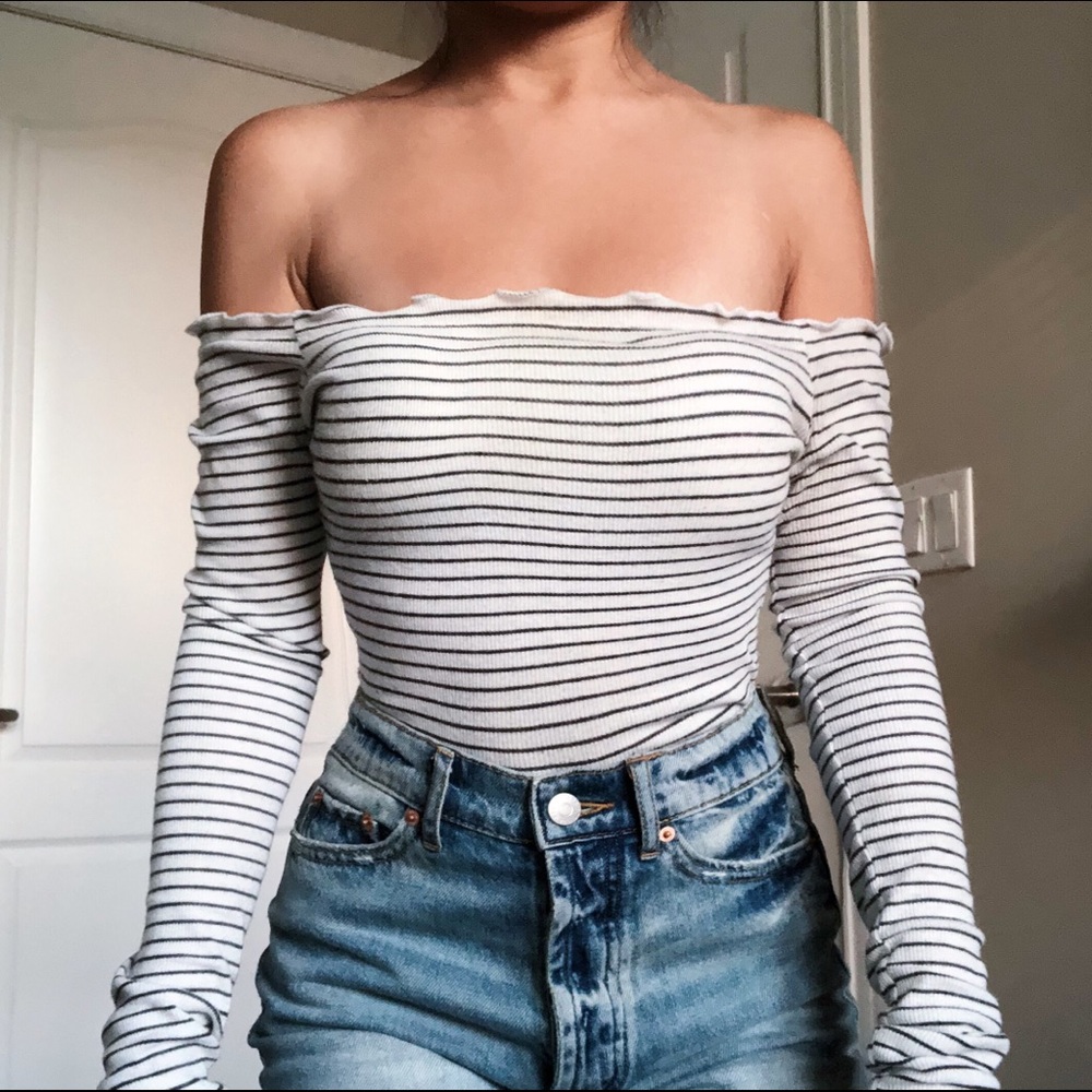 brand new off the shoulder long sleeve